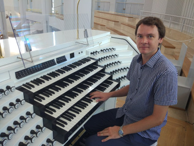 Королевская поступь