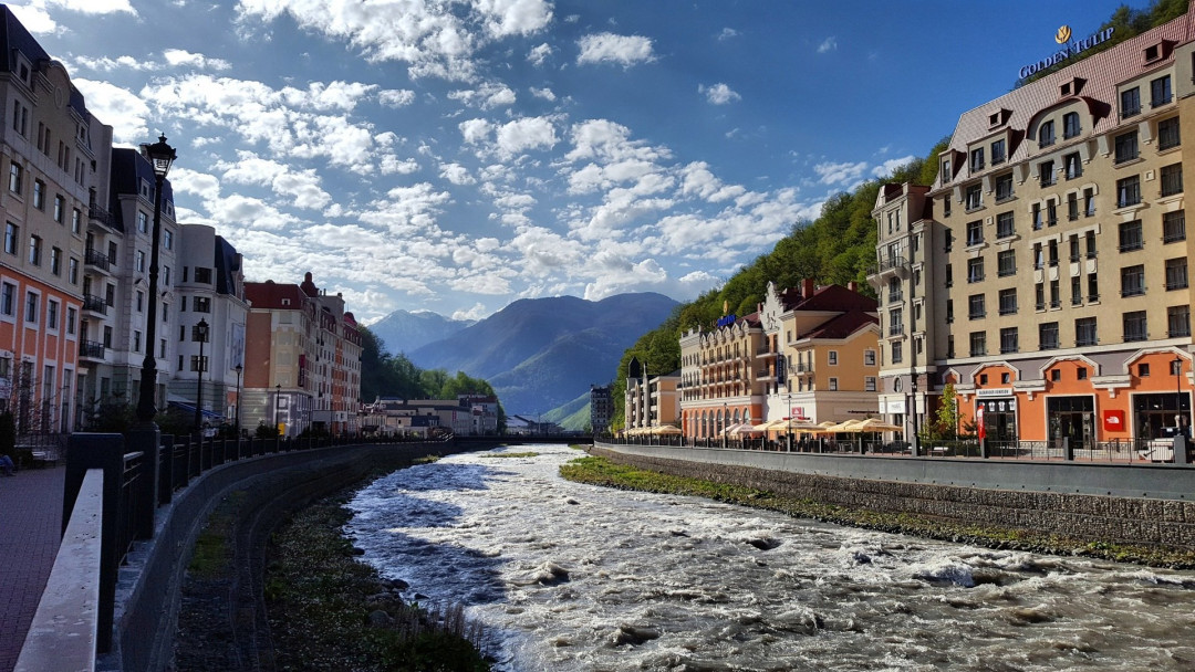 Фотография  для «День в горах»: курорты Красной Поляны и шоу фонтанов
