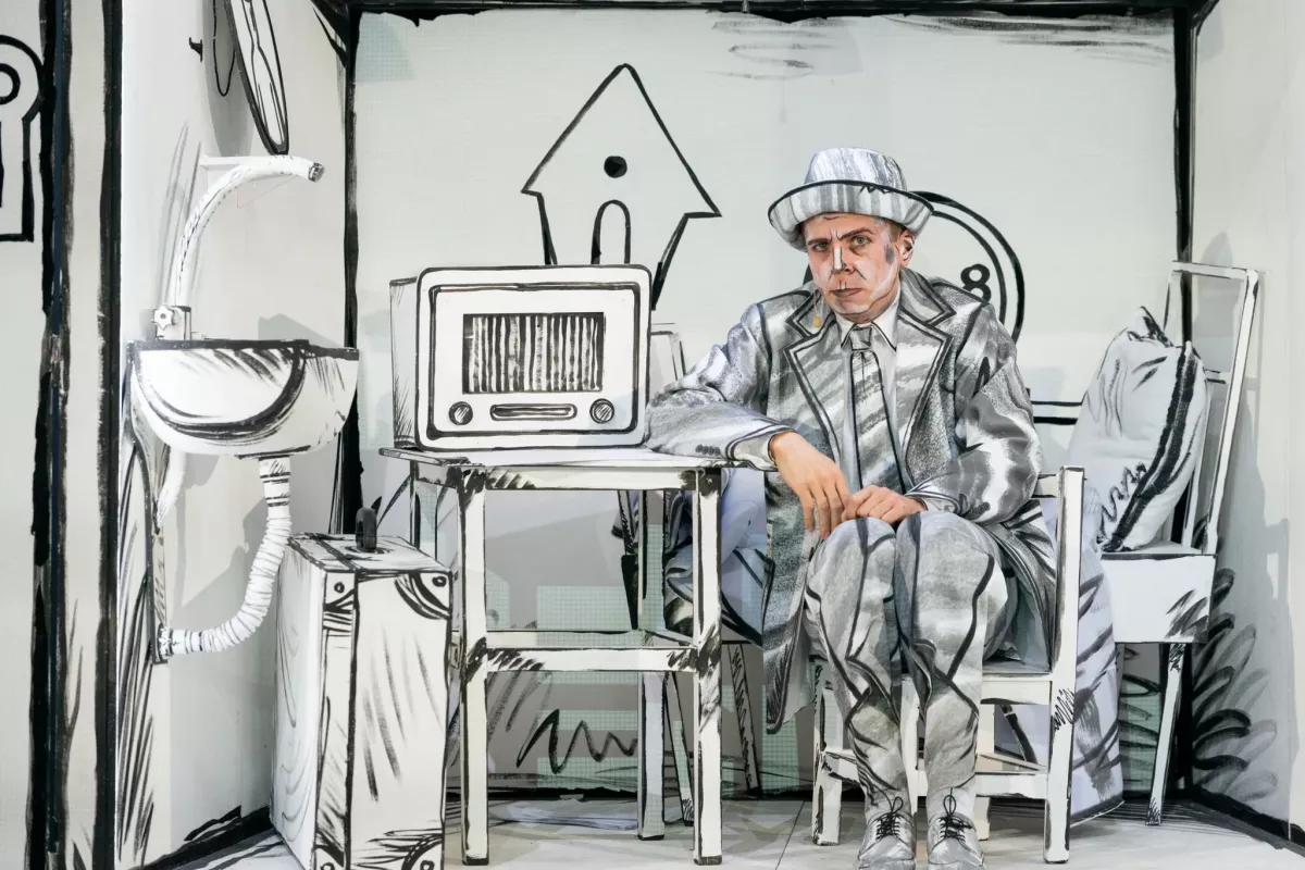 Фотография  для Все бегут, летят и скачут