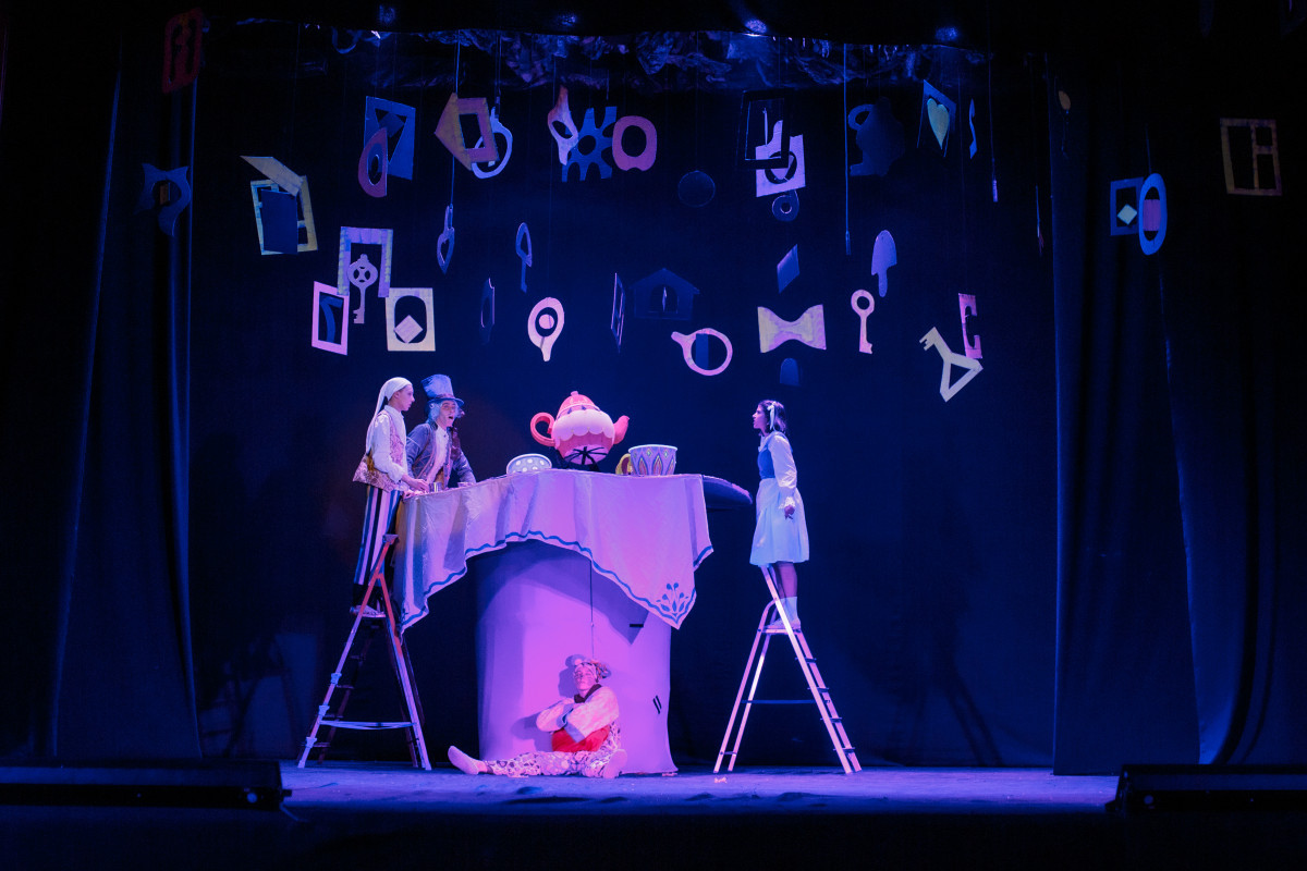 Фотография  для Алиса в стране чудес