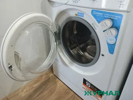 Верните дверце стиральной машины прозрачность с помощью зубной пасты