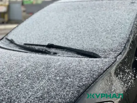 Песчаный дождь испачкал автомобили на севере Кубани из-за сильного ветра