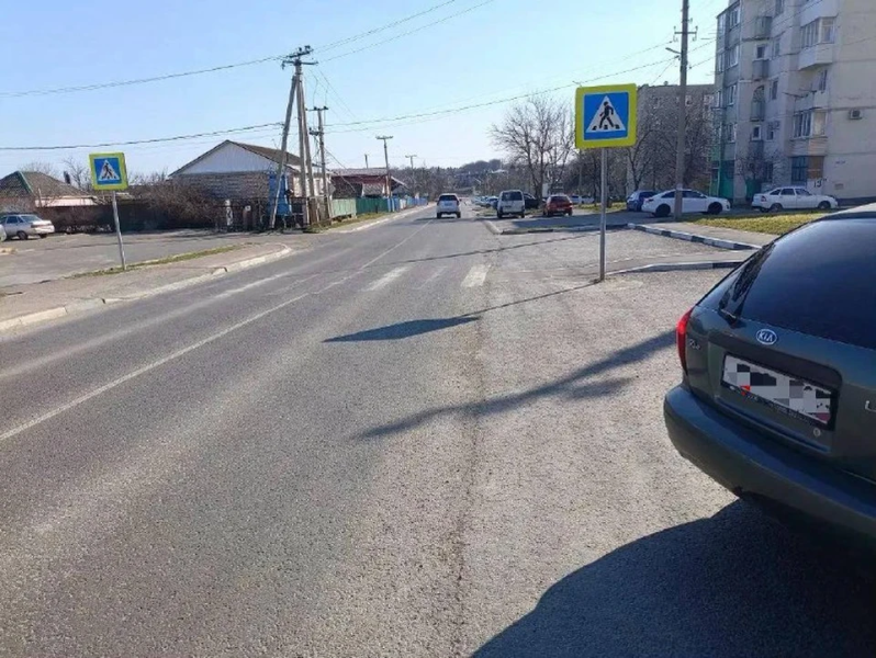 ДТП в Гулькевичах: легковушка сбила женщину с ребенком на переходе