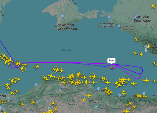 Загадочный самолёт-разведчик кружит над Чёрным морем у Краснодарского края