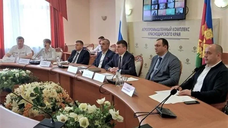 Совещание по ветеринарной безопасности прошло в Краснодарском крае с участием властей и фермеров
