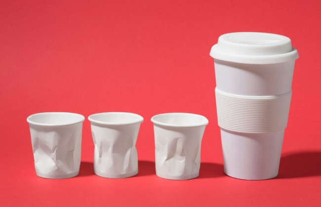 Преобразите пластиковые стаканчики в губки для посуды: просто и эффективно