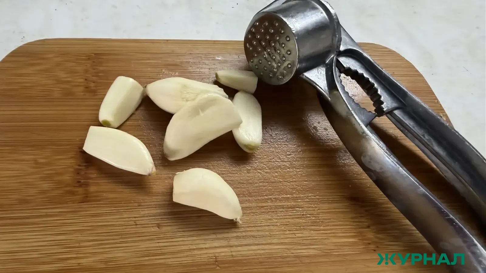 Чеснок против бородавок: простой компресс для чистой кожи