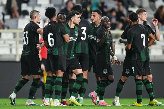 «Краснодар» сразится с «Зенитом» в центральном матче 24 тура