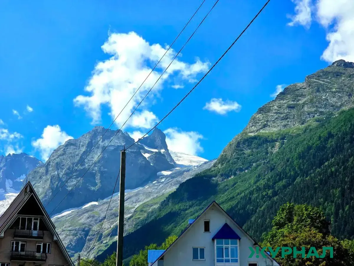 Мужчина упал в ущелье в Сочи, проигнорировав предупреждающие знаки