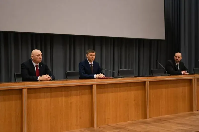 В Краснодарском крайсуде представили новых заместителей председателя