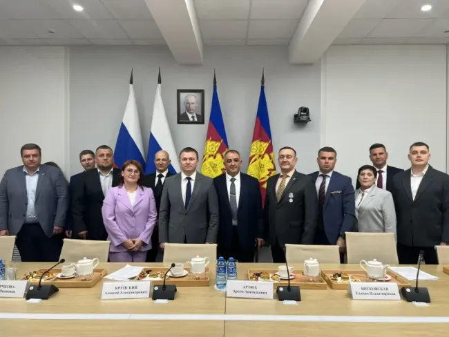 Вице-губернатор Краснодарского края Пергун встретился с участниками проекта &laquo;Герои Кубани&raquo;