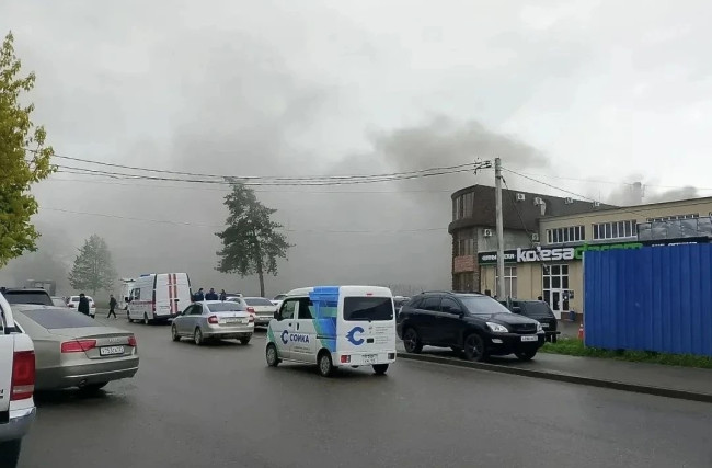 Пожар в магазине &laquo;Светофор&raquo; в Армавире: трое сотрудников в больнице
