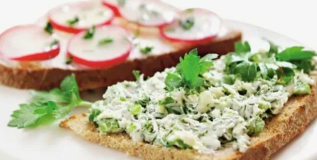 Намазка «Летний бриз» из свежих овощей за 15 минут для вкусного перекуса